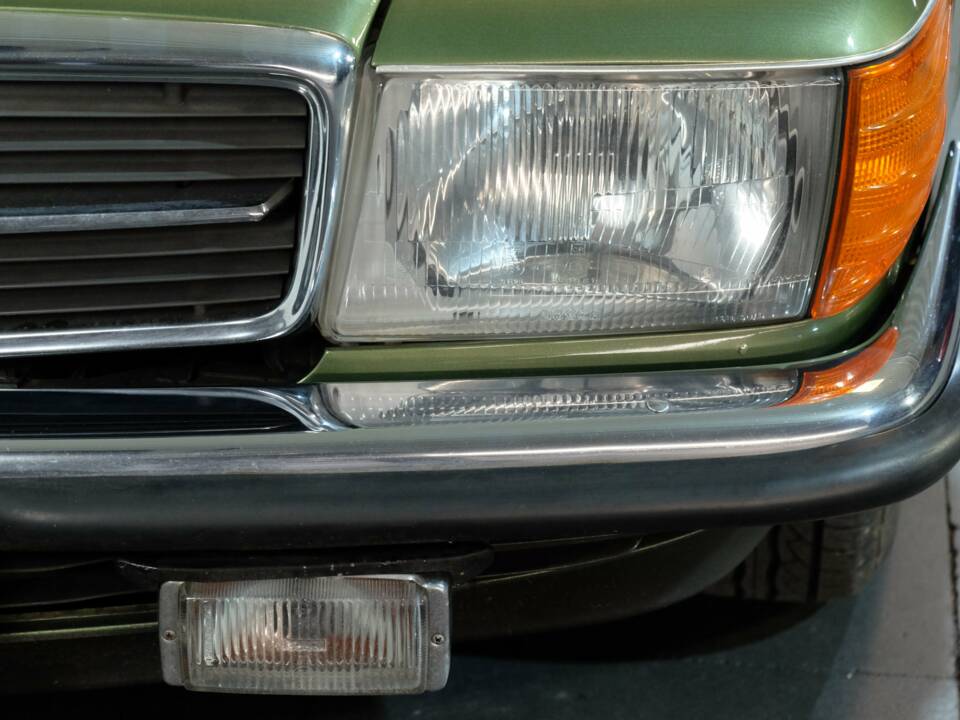 Bild 21/29 von Mercedes-Benz 500 SLC (1980)