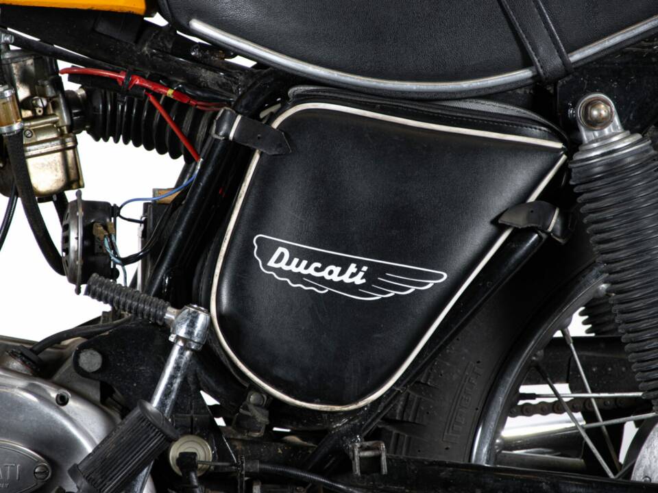 Bild 18/50 von Ducati 250 Scrambler (1971)