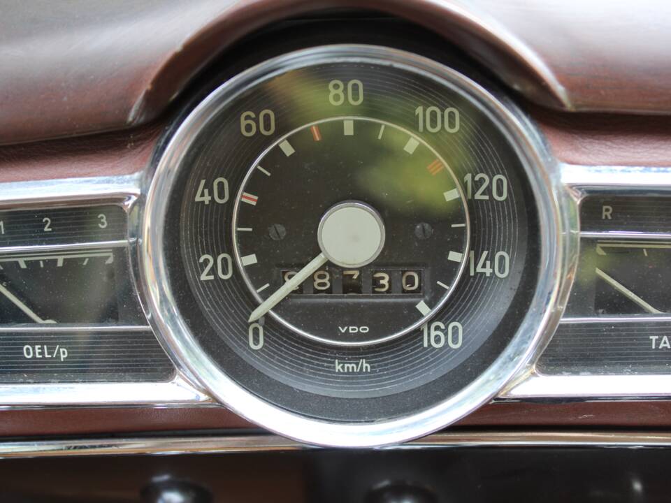 Image 28/50 of Mercedes-Benz 219 (1959)