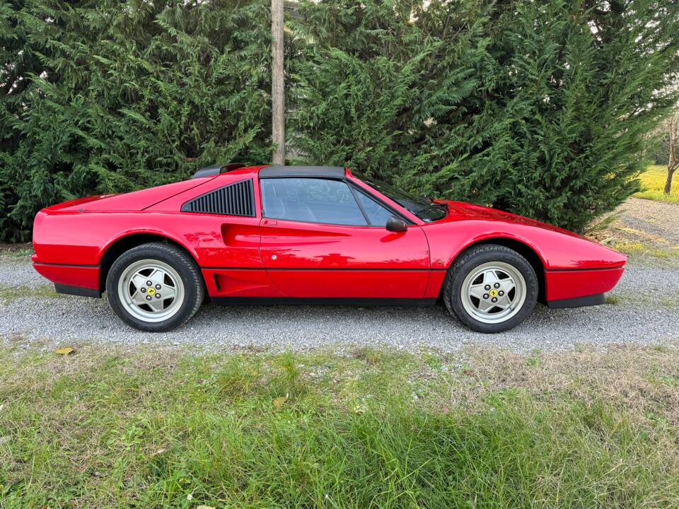 Immagine 38/100 di Ferrari 208 GTS Turbo (1989)