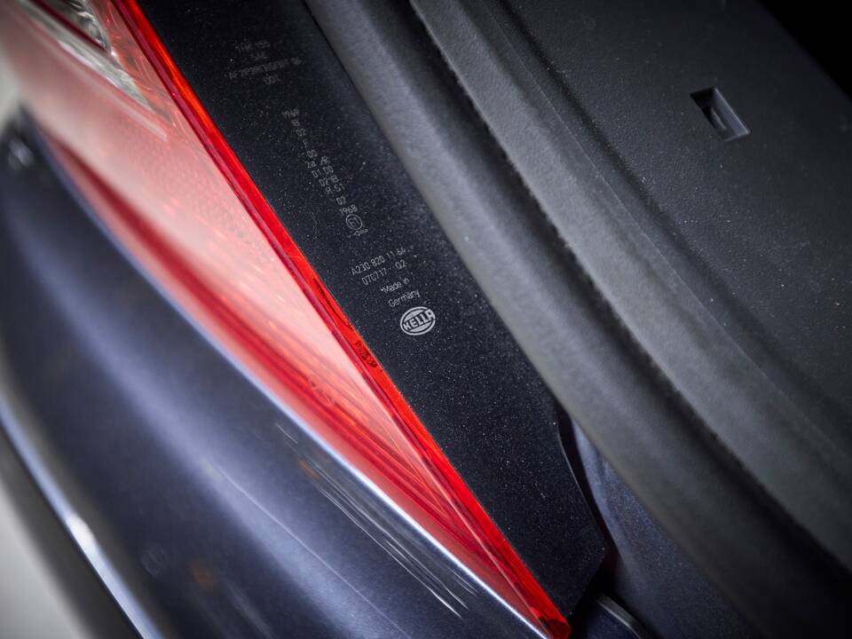 Image 51/99 de Mercedes-Benz SL 550 (2007)