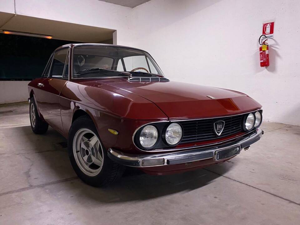 Image 21/28 de Lancia Fulvia 1.3 S (1971)