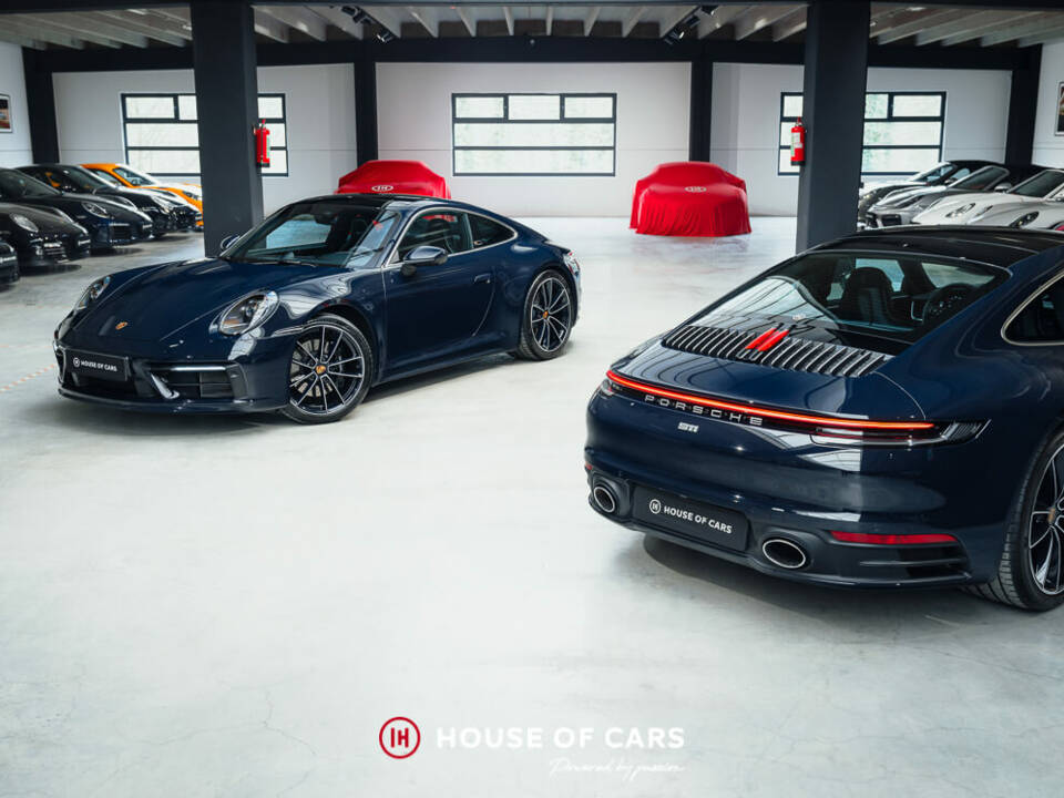 Immagine 1/50 di Porsche 911 Carrera 4S &quot;Belgian Legend Edition&quot; (2020)