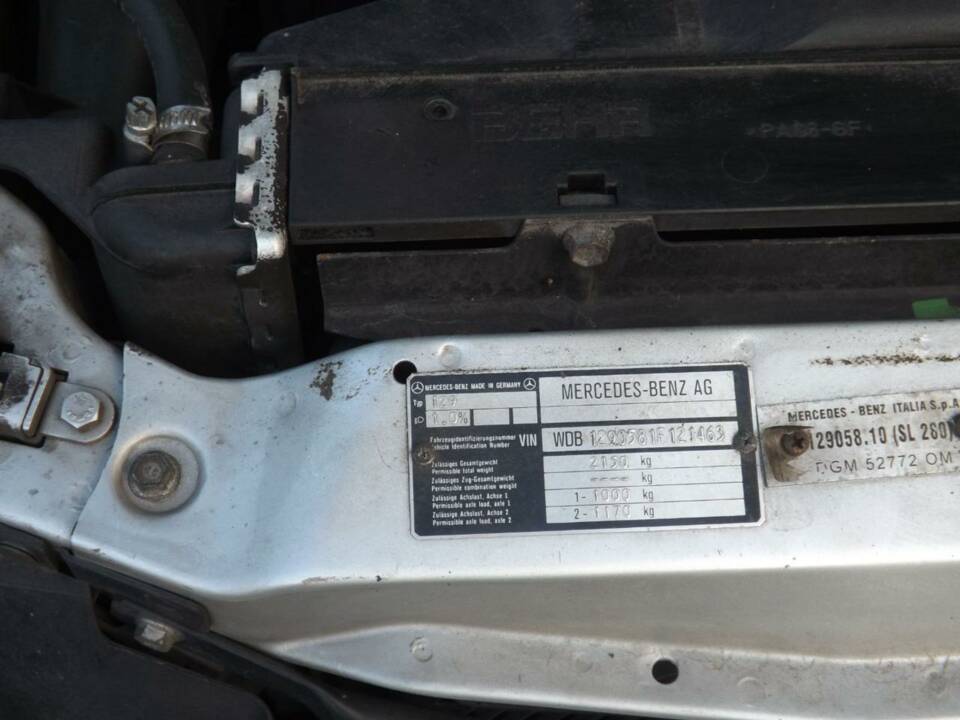 Immagine 28/50 di Mercedes-Benz SL 280 (1995)