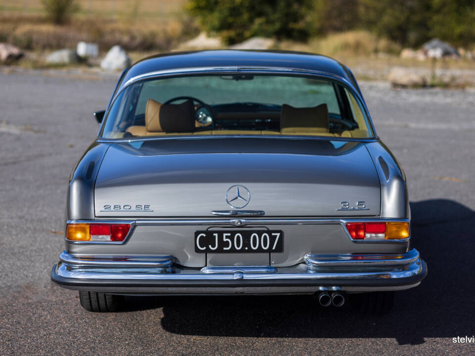 Immagine 19/61 di Mercedes-Benz 280 SE 3,5 (1971)