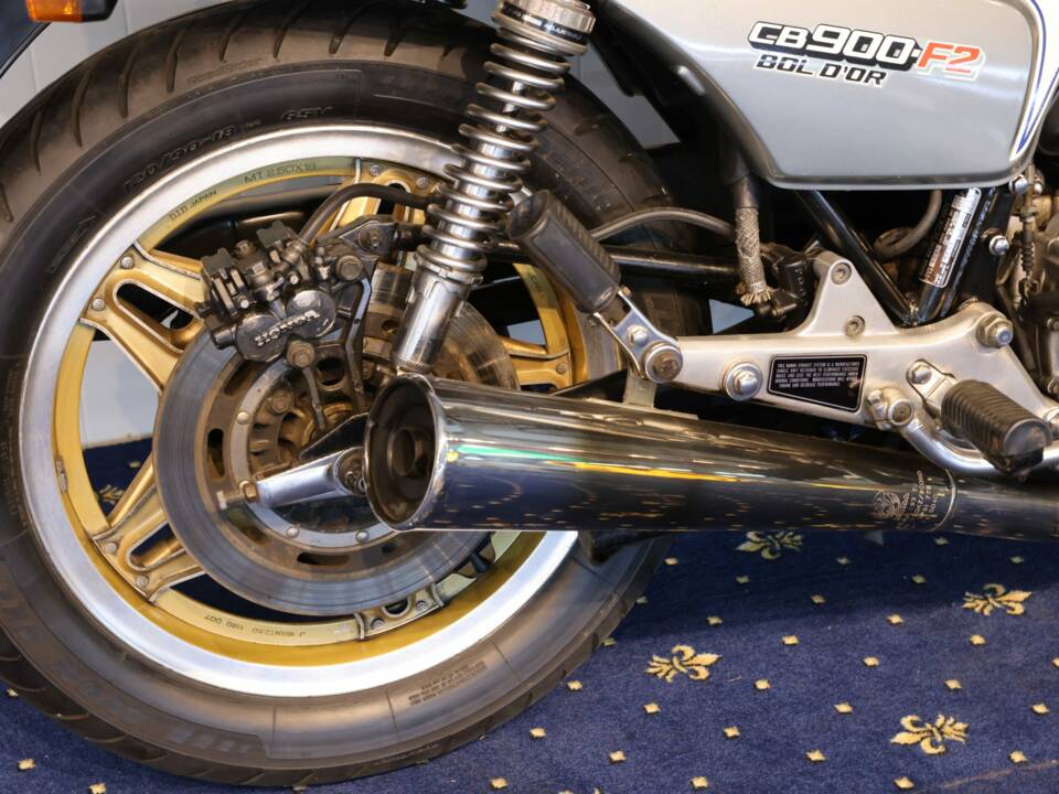 Bild 4/21 von Honda CB 900 F2 (1982)