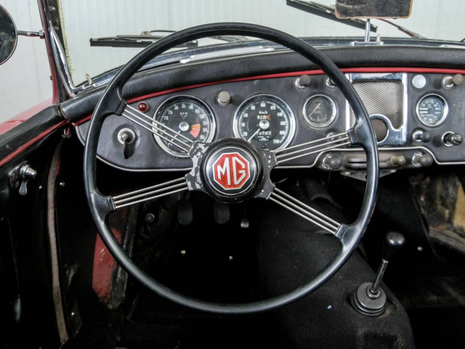 Bild 8/50 von MG MGA 1600 (1900)