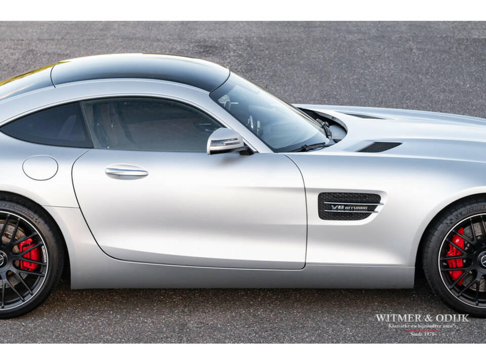 Image 21/43 of Mercedes-Benz C 63 S AMG (2015)
