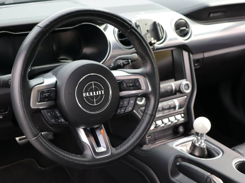 Immagine 28/50 di Ford Mustang GT 5.0 V8 Fastback (2019)