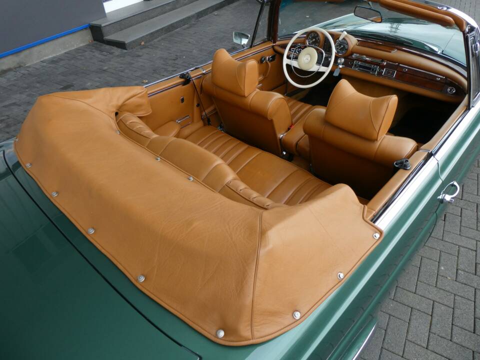 Afbeelding 18/26 van Mercedes-Benz 280 SE 3,5 (1970)