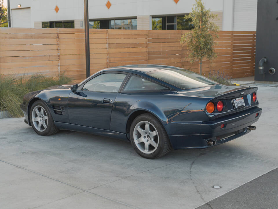 Image 11/67 of Aston Martin V8 Vantage V550 (1996)