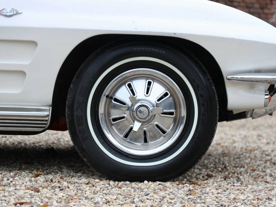 Imagen 44/50 de Chevrolet Corvette Sting Ray Convertible (1964)