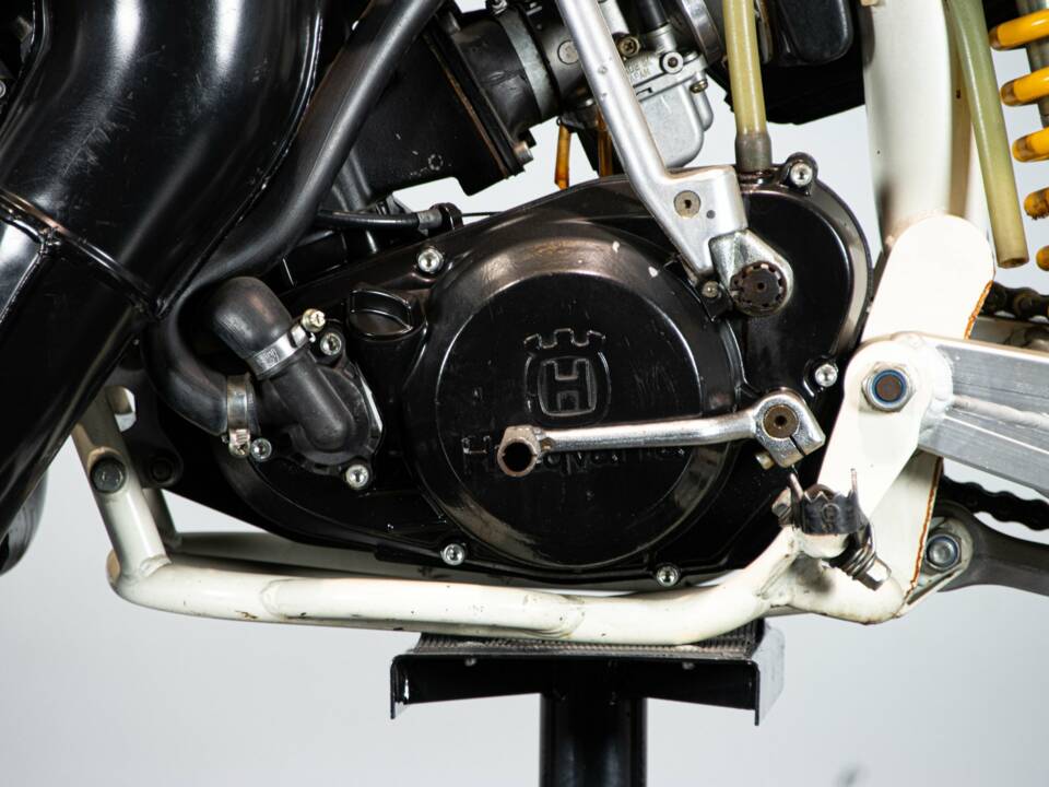 Image 22/50 of Husqvarna CR 430 (1987)