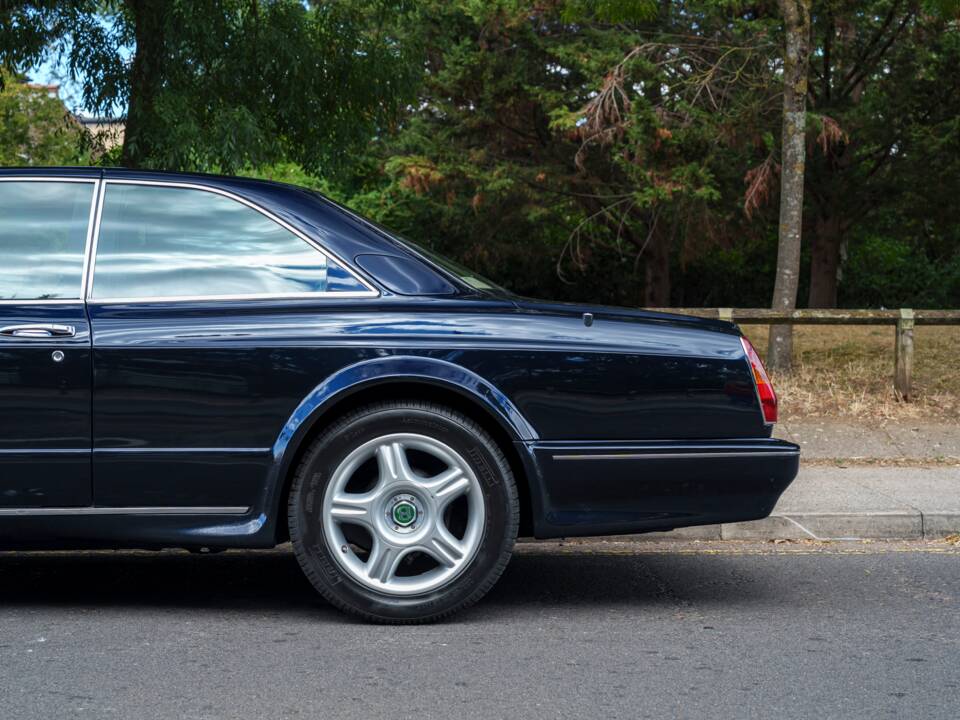 Image 12/26 of Bentley Continental R Mulliner (2001)