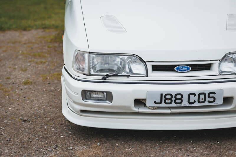 Image 40/50 of Ford Sierra Cosworth 4x4 (1991)