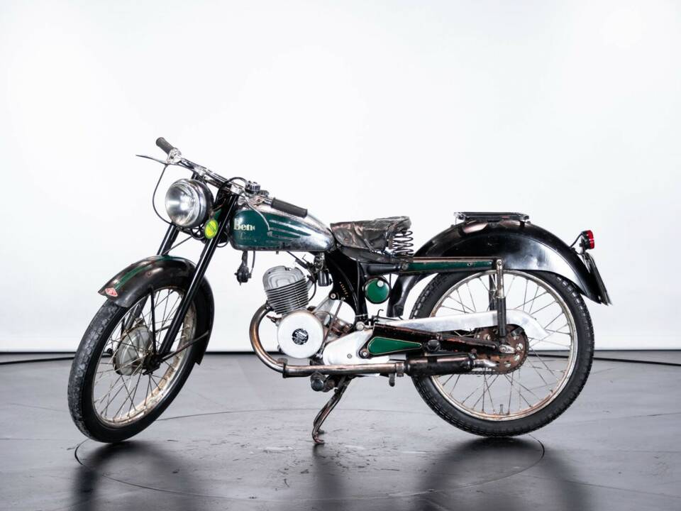 Image 1/33 de Benelli Letizia 98 (1960)