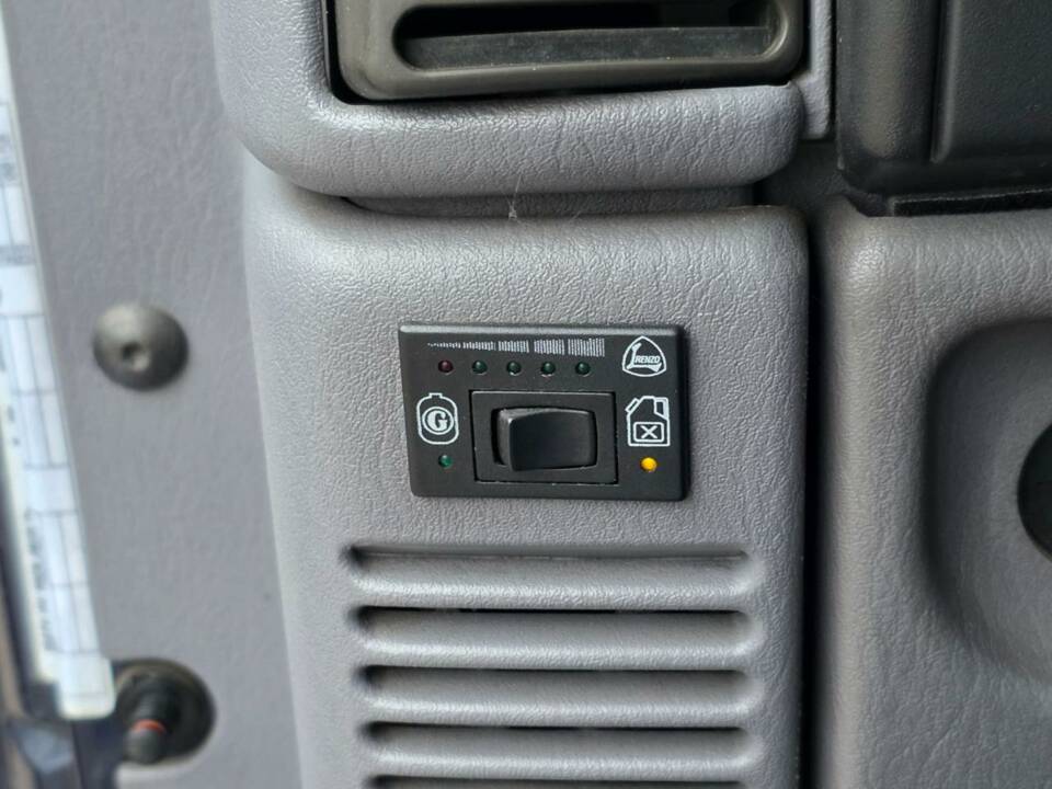 Afbeelding 28/45 van Jeep Wrangler Sport Hardtop 2.5 (1997)