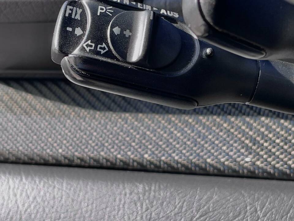 Image 21/34 of Audi S6 Avant (1996)