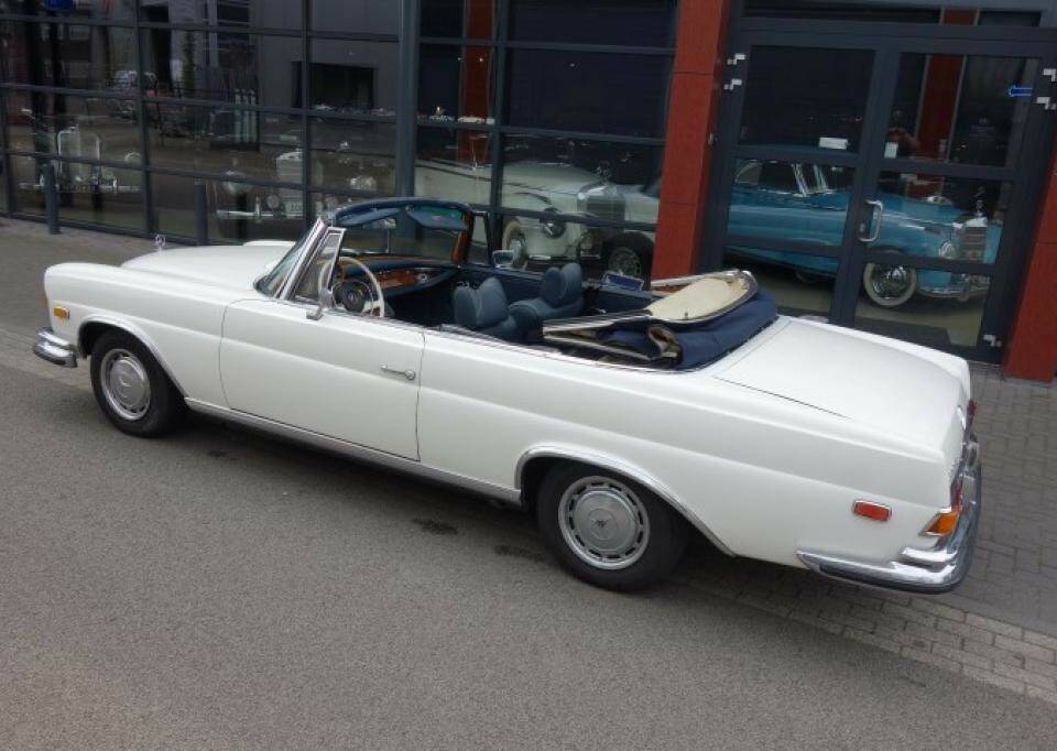 Bild 4/22 von Mercedes-Benz 280 SE 3,5 (1971)