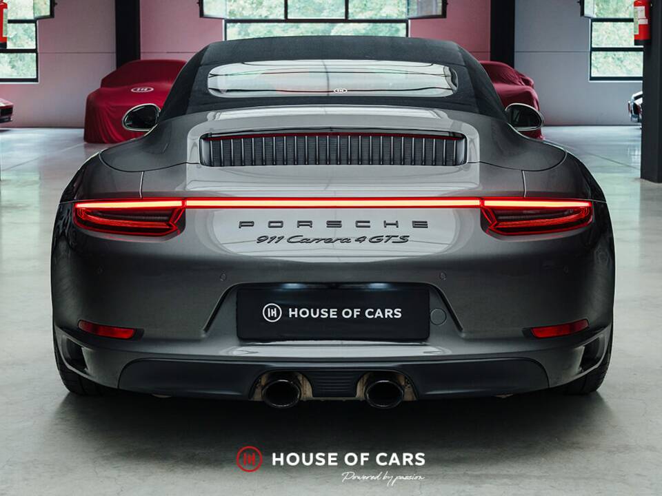 Image 8/25 of Porsche 911 Carrera 4 GTS (2017)
