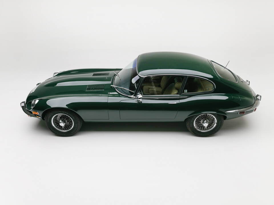 Bild 3/15 von Jaguar E-Type V12 (2+2) (1972)