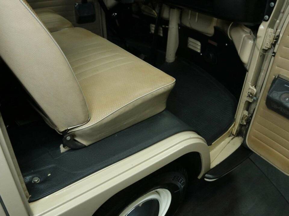 Immagine 23/50 di Volkswagen T2a Westfalia (1969)