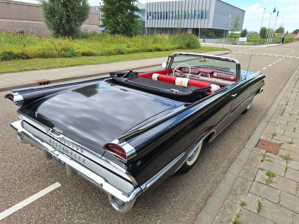Afbeelding 6/66 van Oldsmobile Super 88 (1959)