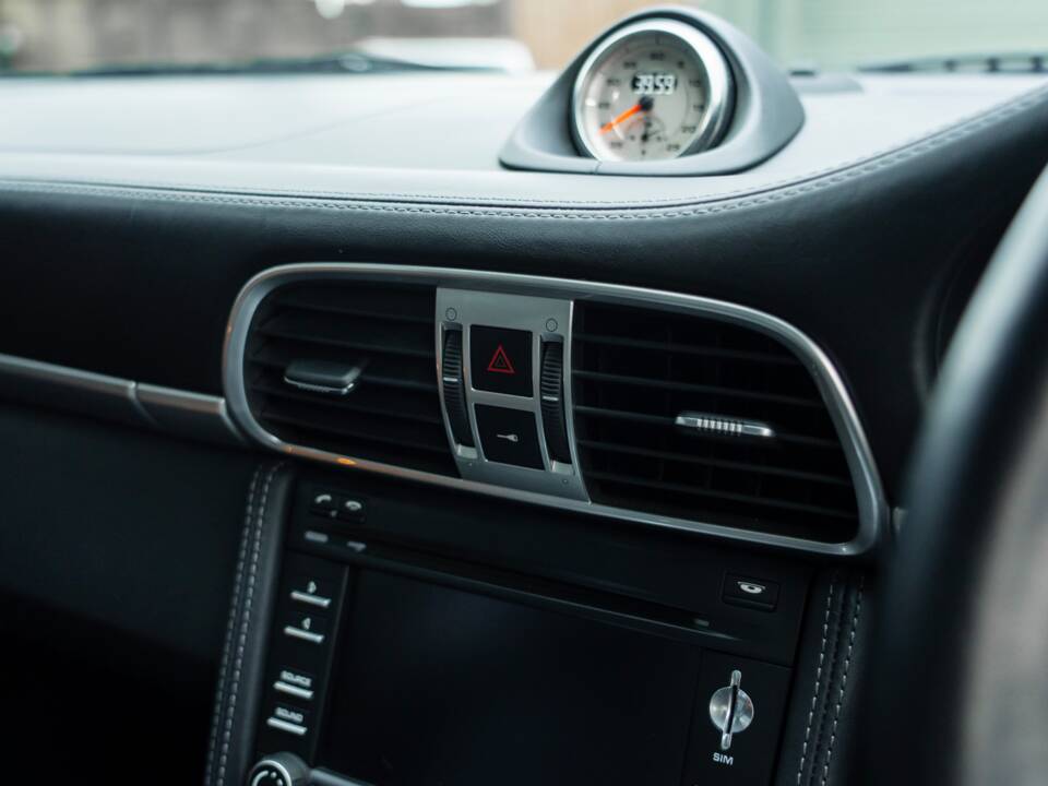 Bild 35/60 von Porsche 911 Turbo (2011)