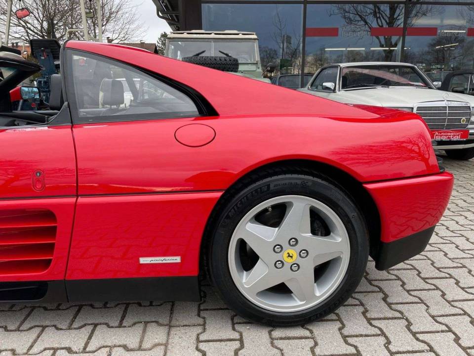 Immagine 4/20 di Ferrari 348 GTS (1991)
