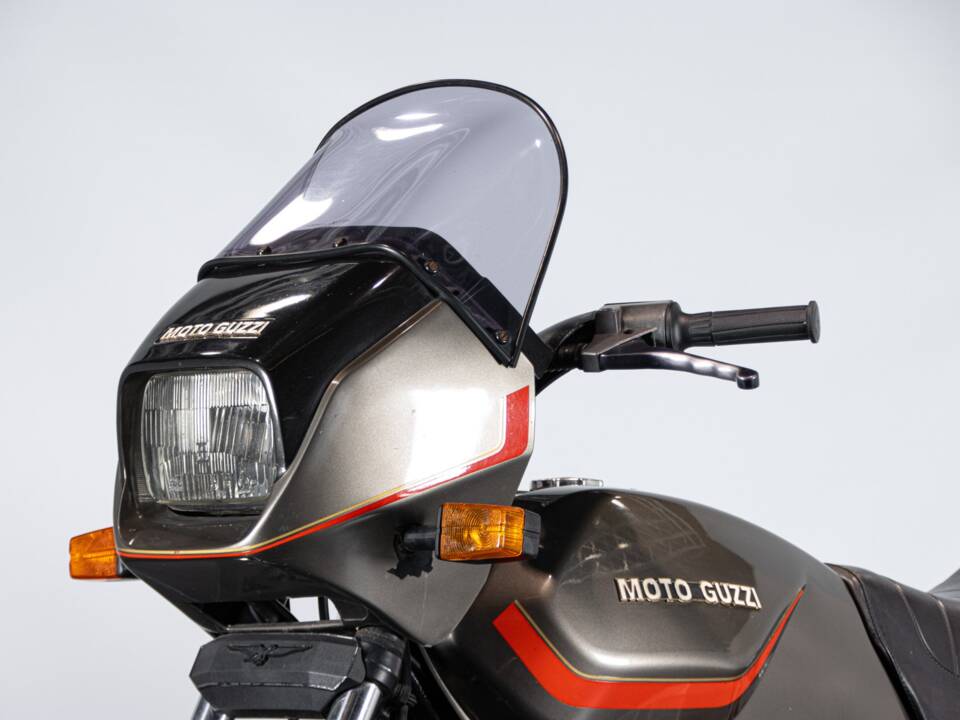 Image 25/50 of Moto Guzzi 850 T 5 (1984)