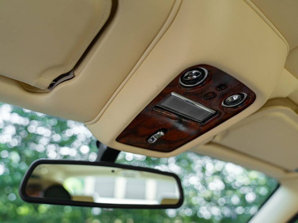 Immagine 43/50 di Bentley Arnage Red Label (1999)