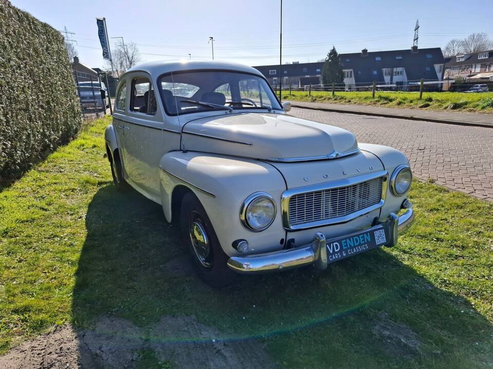 Image 11/41 of Volvo PV 544 Sport (1962)