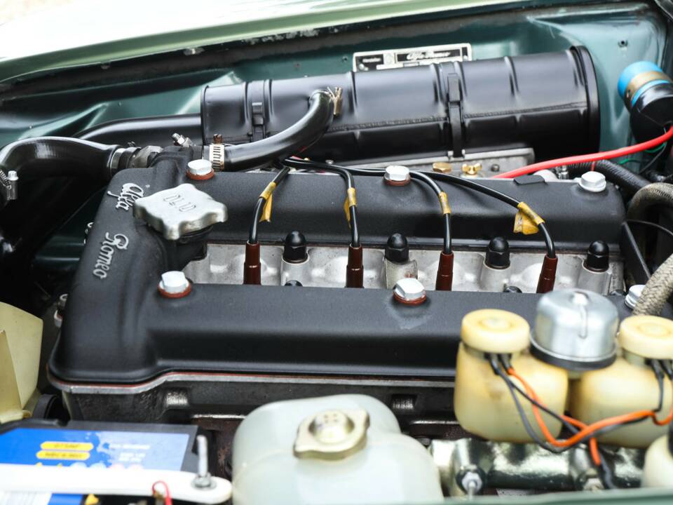 Bild 14/50 von Alfa Romeo 1750 GT Veloce (1971)