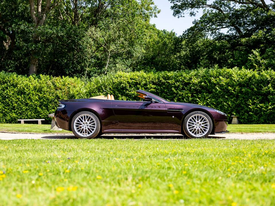 Image 17/45 de Aston Martin V8 Vantage (2008)
