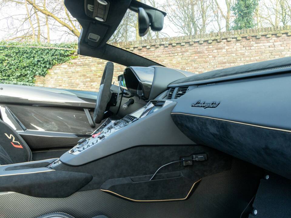 Bild 18/50 von Lamborghini Aventador LP 770-4 SVJ Roadster (2020)