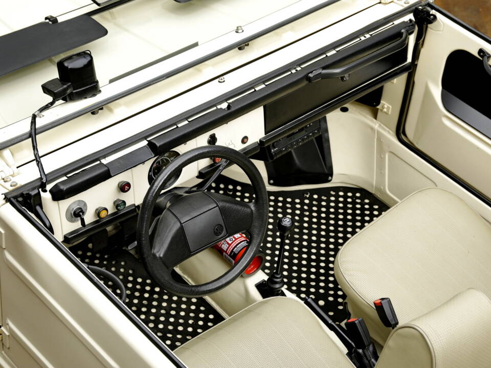 Immagine 9/15 di Volkswagen 181 Pescaccia 1600 (1978)