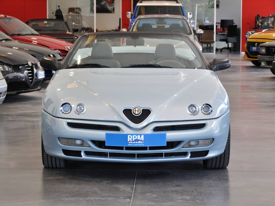 Immagine 7/41 di Alfa Romeo Spider 3.0 V6 12V (2000)