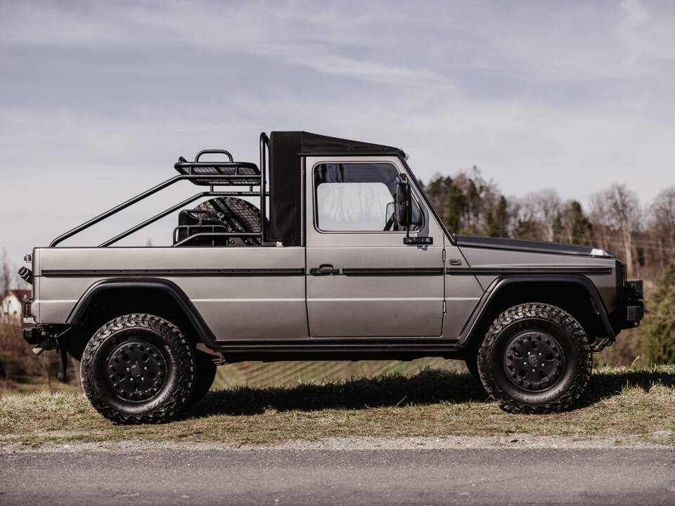 Image 44/79 of Steyr-Puch 230 GE (SWB) (1994)