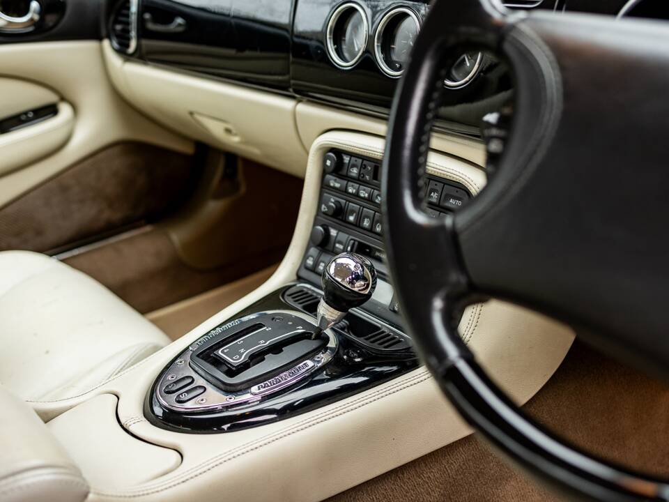 Afbeelding 39/50 van Jaguar XKR (1998)