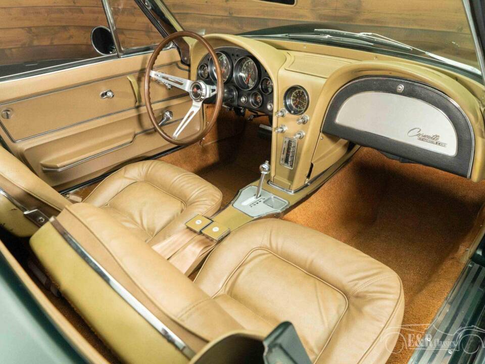 Image 10/19 de Chevrolet Corvette Sting Ray Convertible (1965)