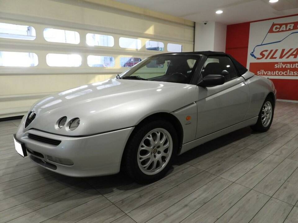 Bild 11/14 von Alfa Romeo Spider 1.8 Twin Spark (2001)