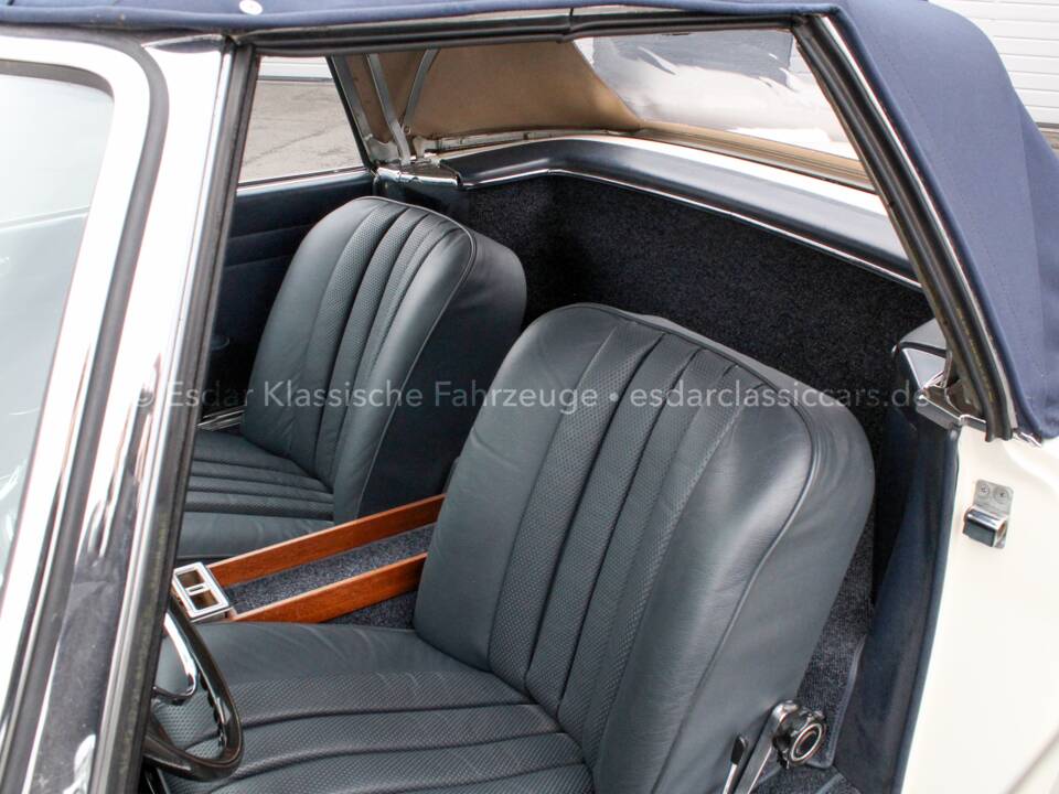 Afbeelding 10/31 van Mercedes-Benz 230 SL (1967)