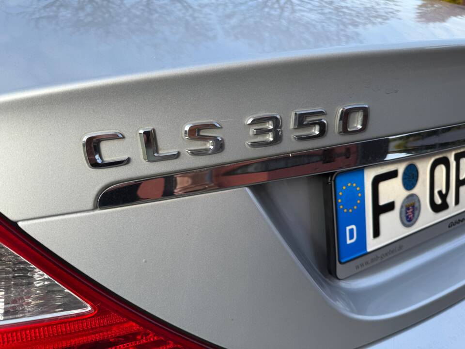 Bild 13/51 von Mercedes-Benz CLS 350 (2005)