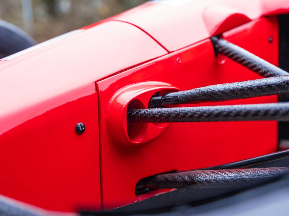 Image 45/85 of Ferrari 641 (1990)