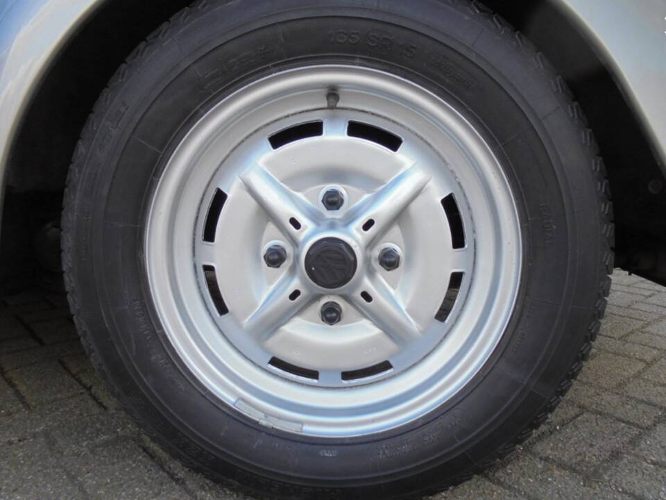 Image 13/27 of Volkswagen Beetle Mexico Silver Bug (1982)