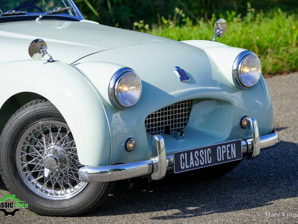 Image 13/45 of Triumph TR 2 (1954)