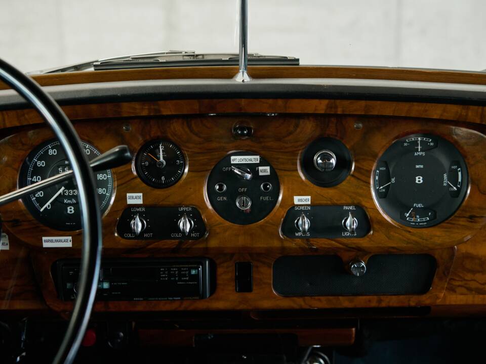 Image 50/50 of Bentley S 3 (1964)