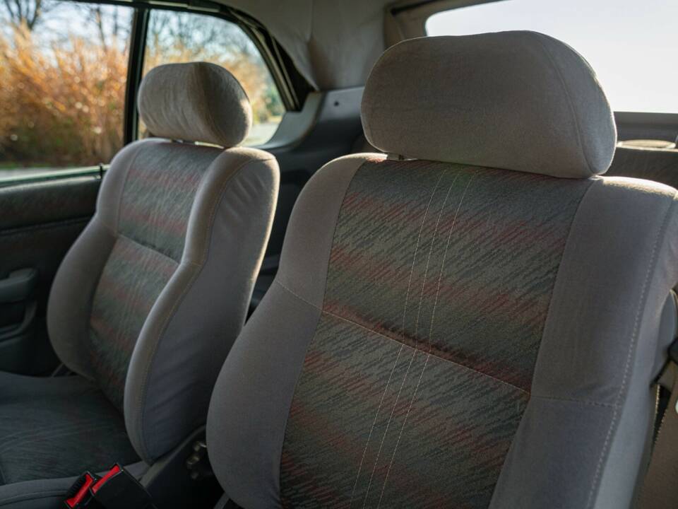 Immagine 41/50 di Rover 100 Cabriolet (1994)