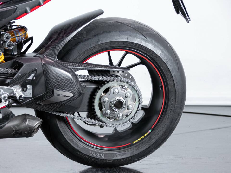 Image 16/50 of Ducati DUMMY (2018)