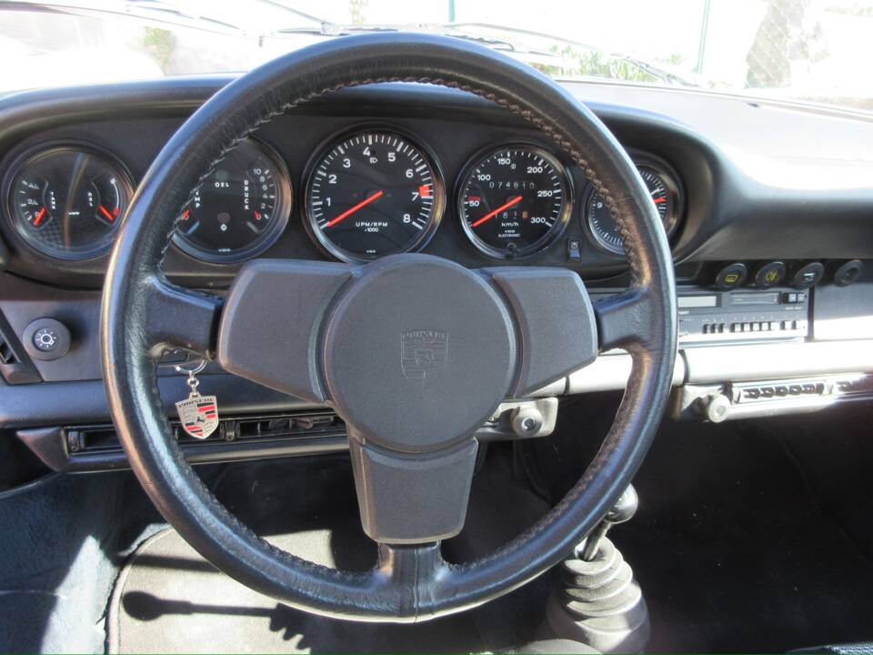 Bild 18/93 von Porsche 911 Carrera 3.0 (1976)